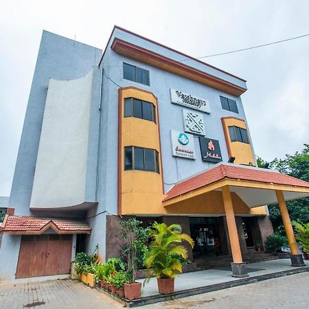 Hotel Oyo 18762 Vaishnavi Residency Bengaluru Zewnętrze zdjęcie