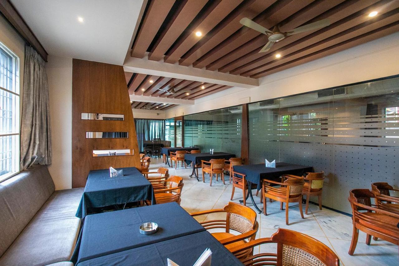 Hotel Oyo 18762 Vaishnavi Residency Bengaluru Zewnętrze zdjęcie