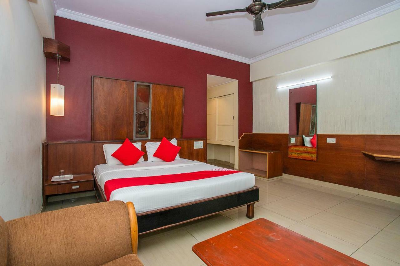 Hotel Oyo 18762 Vaishnavi Residency Bengaluru Zewnętrze zdjęcie